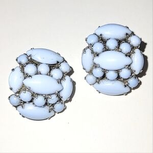 BLUE MILK GLASS CLIP-ON EARRINGS - VINTAGE CLASSIC MCM